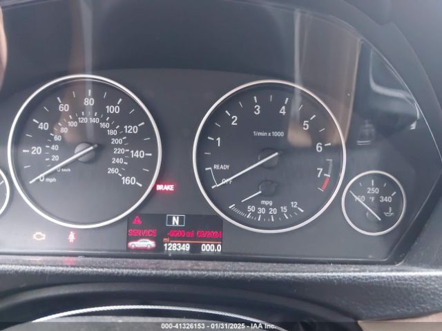 WBA3C3C54EF987037 BMW 320i Xdrive
