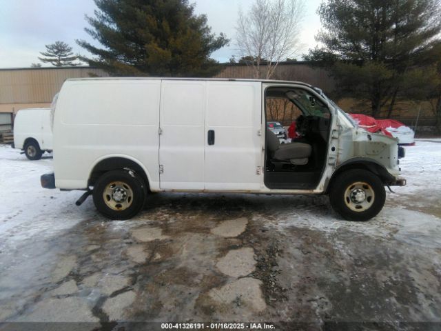 1GCWGFCF3F1167996 Chevrolet Express 2500 Work Van