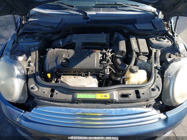 2011 MINI COOPER CLUBMAN WMWZF3C5XBT187633 Photo 9