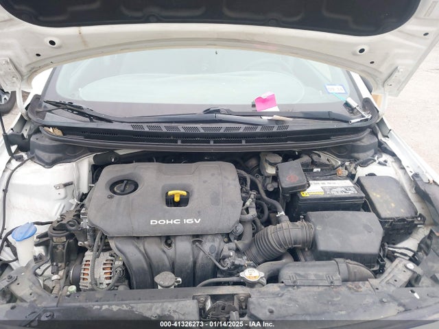 KIA FORTE LX 2017 3KPFK4A71HE012992 Image 10