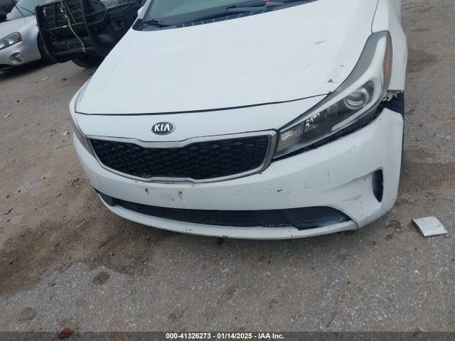 KIA FORTE LX 2017 3KPFK4A71HE012992 Image 12