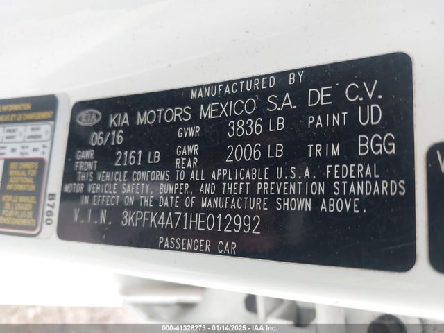 KIA FORTE LX 2017 3KPFK4A71HE012992 Image 9