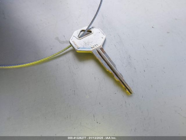 1997 MITSUBISHI MONTERO JA4MR41R3VJ006477 Photo 10