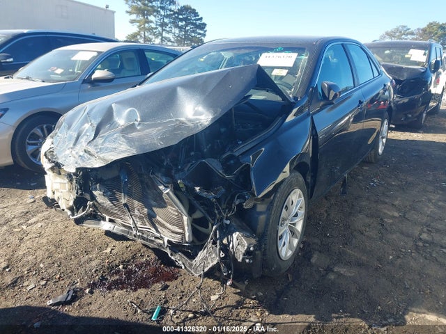 Toyota CAMRY LE 2015 4T4BF1FK9FR458273 Image 2