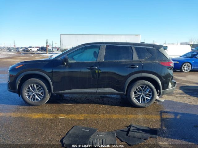 5N1BT3AB1RC698627 Nissan Rogue S Intelligent Awd