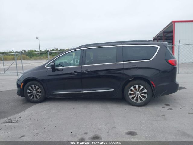 2C4RC1BG5HR613408 Chrysler Pacifica Touring-l
