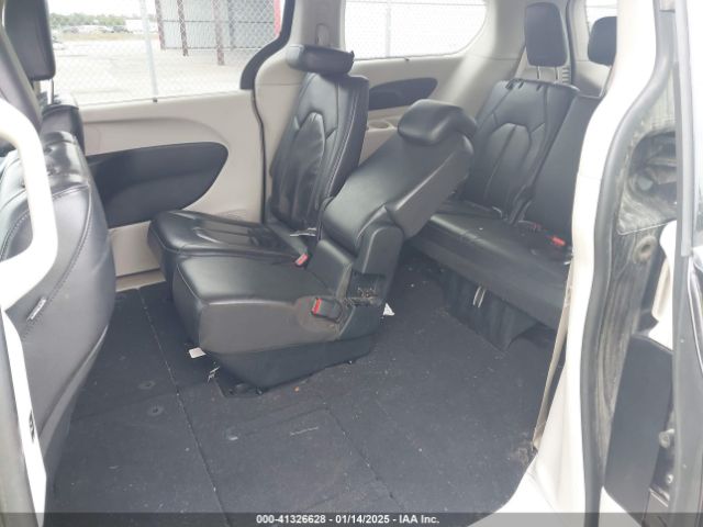 2C4RC1BG5HR613408 Chrysler Pacifica Touring-l