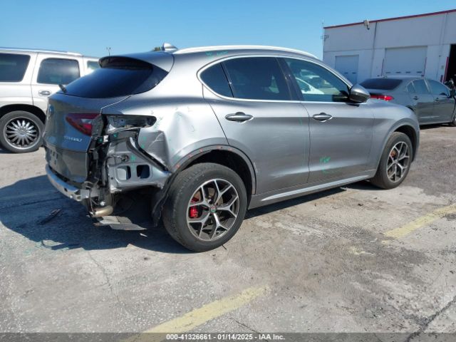 2020 ALFA ROMEO STELVIO ZASPAKBN5L7C75639 Photo 3