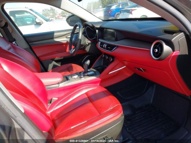 2020 ALFA ROMEO STELVIO ZASPAKBN5L7C75639 Photo 4