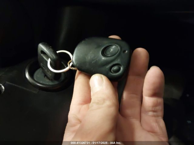 2005 SAAB 9-2X JF4GG61685H057533 Photo 10