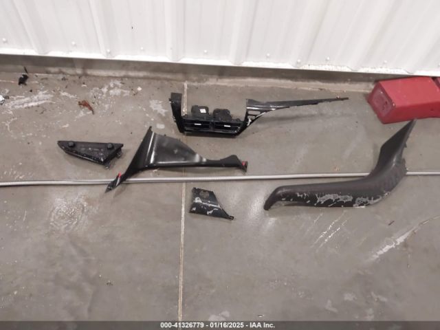 4T1KZ1AK4PU082138 Toyota CAMRY TRD
