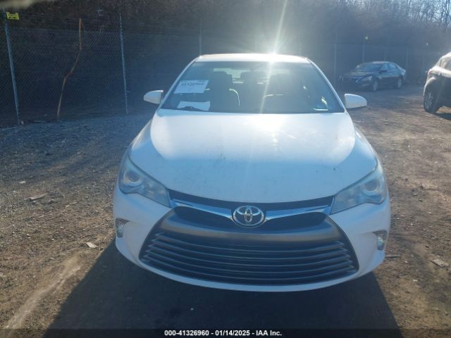 4T1BF1FKXFU107737 Toyota CAMRY LE