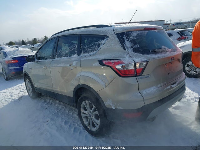Ford ESCAPE SE 2017 1FMCU9GD9HUD22134 Image 3