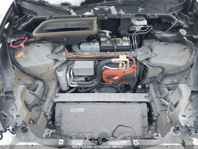 2021 TESLA MODEL Y 5YJYGDEE2MF196122 Photo 9