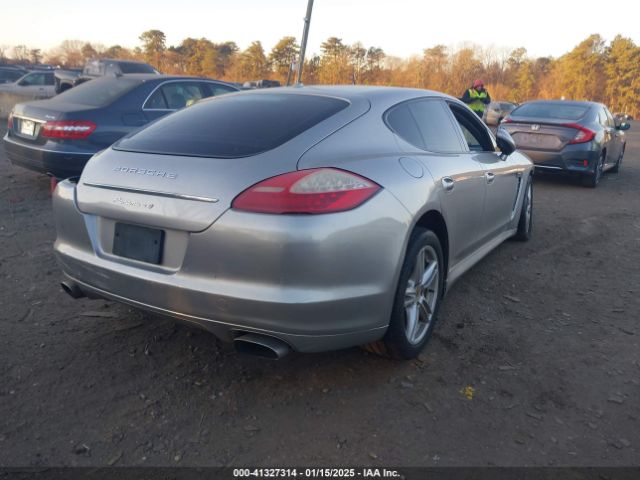 2012 PORSCHE PANAMERA WP0AA2A74CL010414 Photo 3