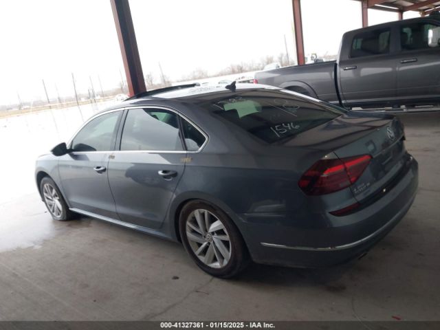 1VWBA7A33JC011546 Volkswagen Passat 2.0t Se