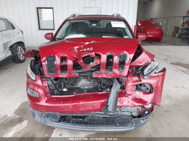 1C4PJLCSXEW105921 Jeep Cherokee Latitude