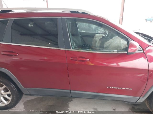 1C4PJLCSXEW105921 Jeep Cherokee Latitude