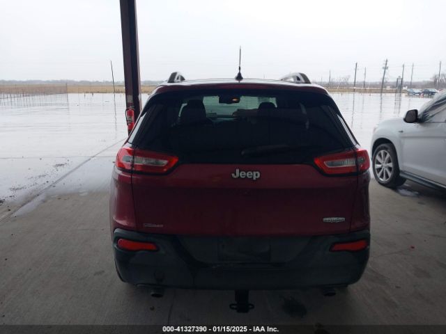 1C4PJLCSXEW105921 Jeep Cherokee Latitude