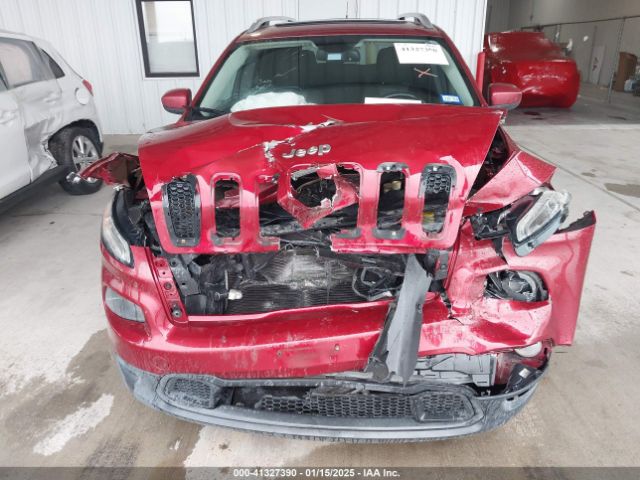 1C4PJLCSXEW105921 Jeep Cherokee Latitude