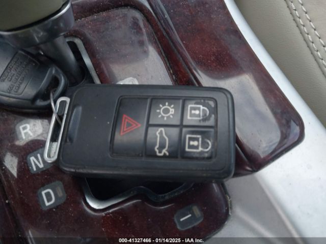 2011 VOLVO XC60 YV4902DZ9B2149989 Photo 10