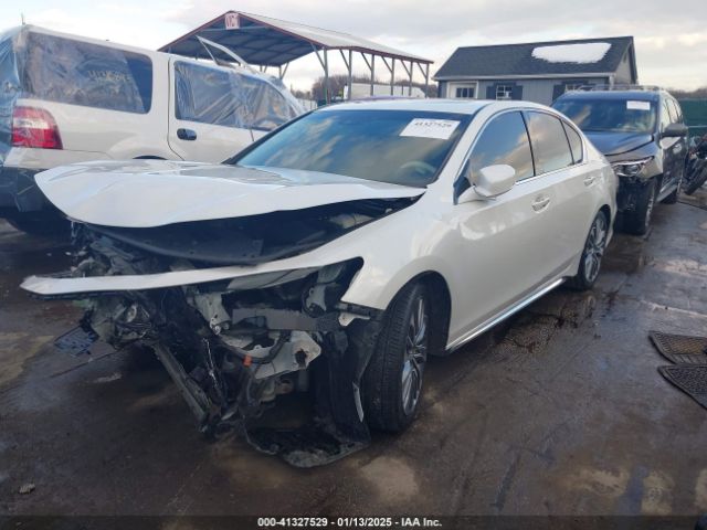 JH4KC1F58KC000112 Acura Rlx Standard