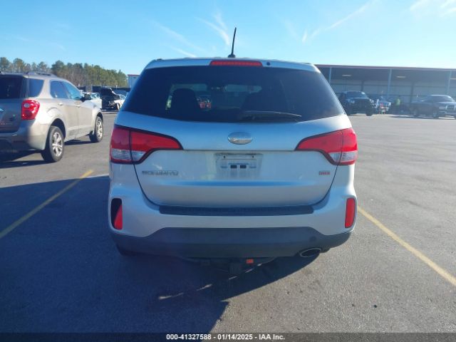 5XYKT3A62FG590158 KIA SORENTO LX