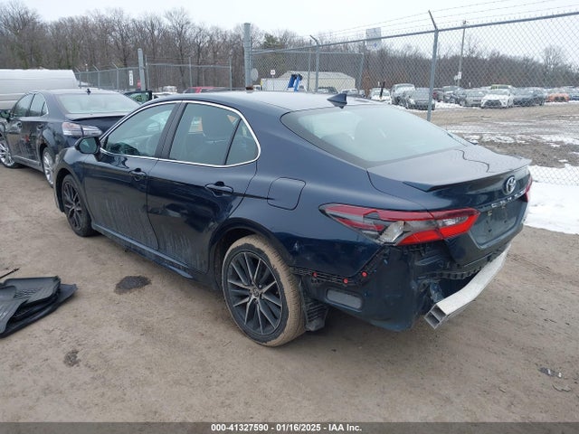 4T1G11AK8MU590203 Toyota CAMRY SE