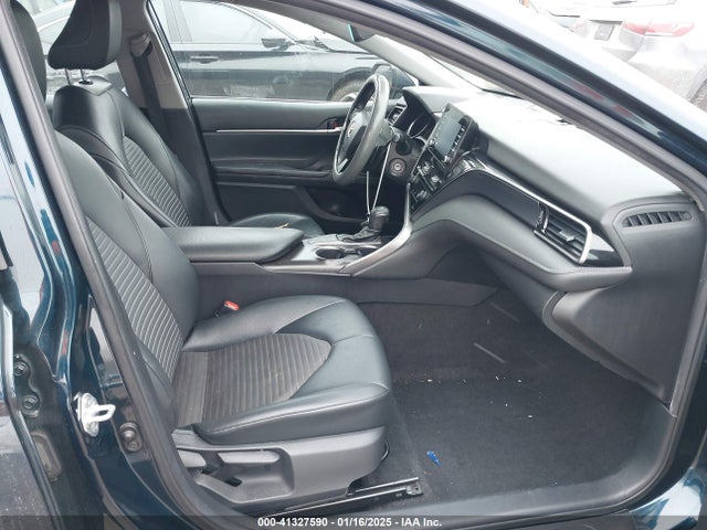 4T1G11AK8MU590203 Toyota CAMRY SE