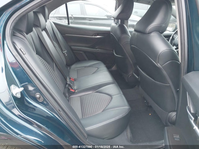 4T1G11AK8MU590203 Toyota CAMRY SE