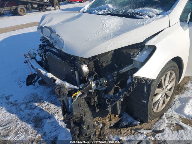 KNAFX4A63G5568334 KIA FORTE LX
