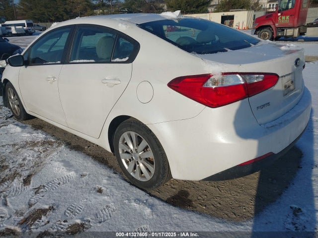 KNAFX4A63G5568334 KIA FORTE LX