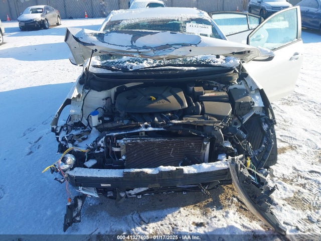 KNAFX4A63G5568334 KIA FORTE LX