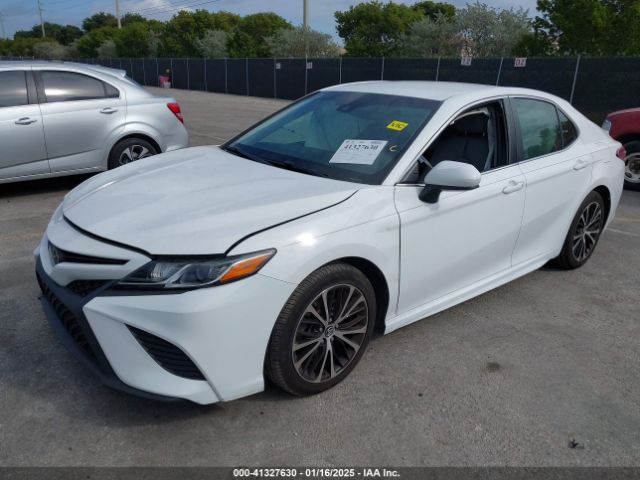 4T1B11HK5JU652765 Toyota CAMRY SE