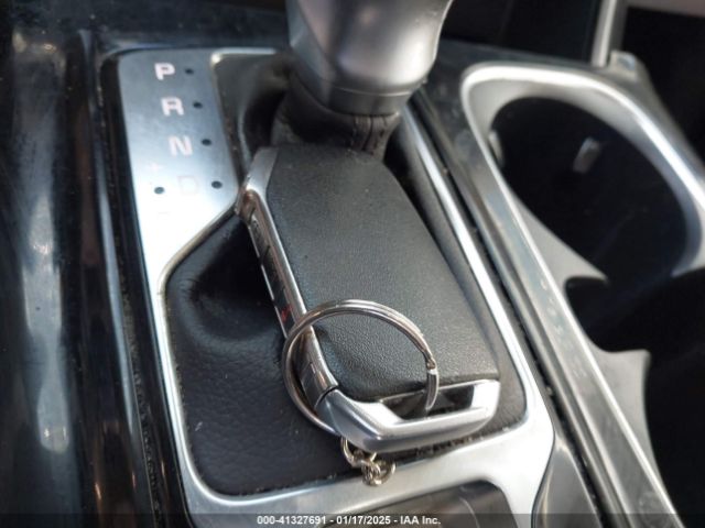 KNDNE5H35N6082394 KIA Carnival Mpv Sx Prestige