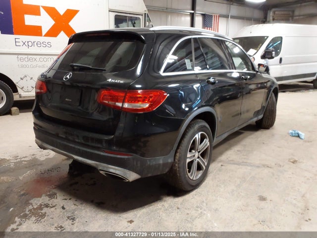 WDC0G4KB9GF033632 Mercedes-Benz Glc 300 4matic
