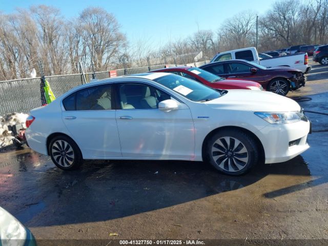 1HGCR6F7XEA003663 Honda Accord Hybrid Touring