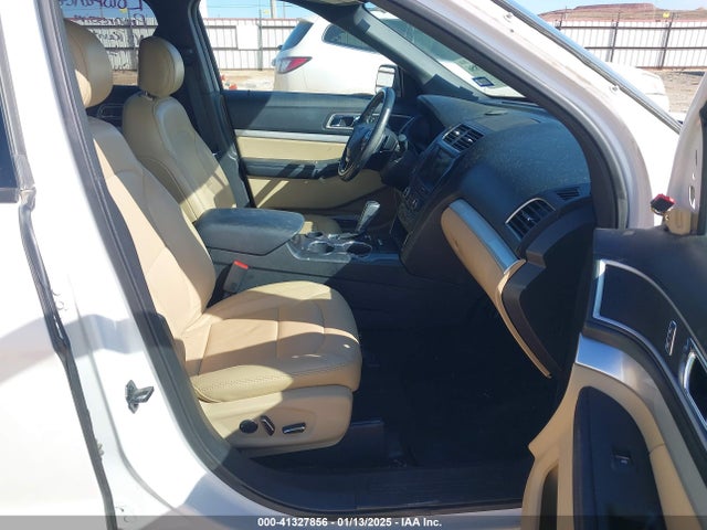 Ford EXPLORER XLT 2017 1FM5K7D81HGC54422 Image 5