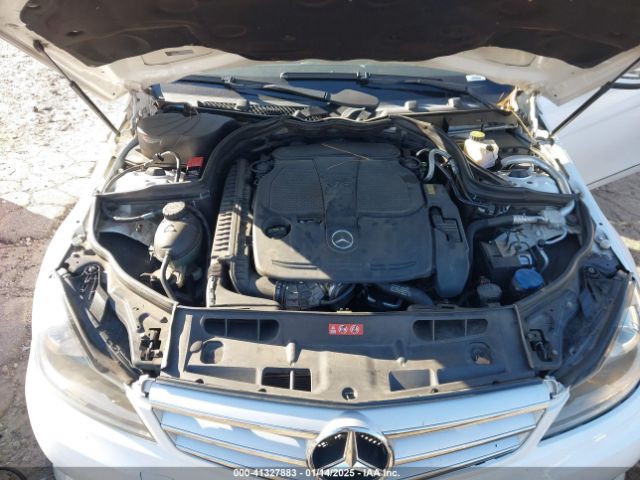 2013 MERCEDES-BENZ C-CLASS WDDGF8AB1DR270633 Photo 9
