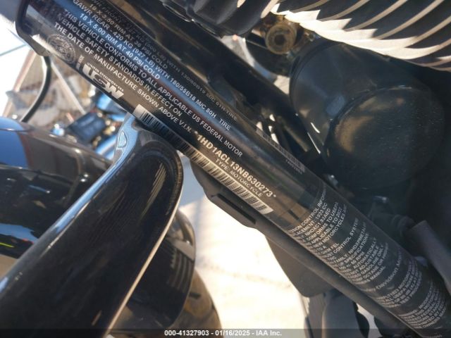 2022 HARLEY-DAVIDSON FLTRXST 1HD1ACL13NB630273 Photo 9