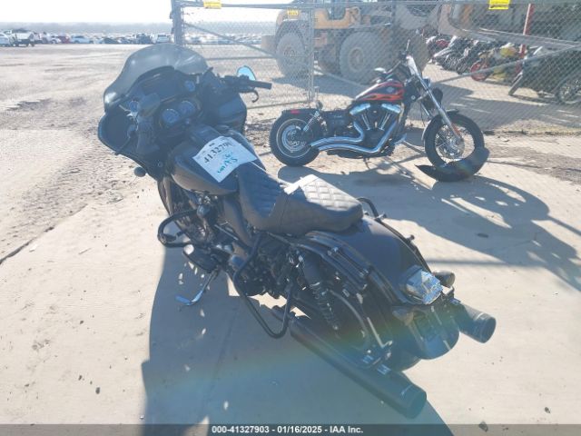 2022 HARLEY-DAVIDSON FLTRXST 1HD1ACL13NB630273 Photo 2
