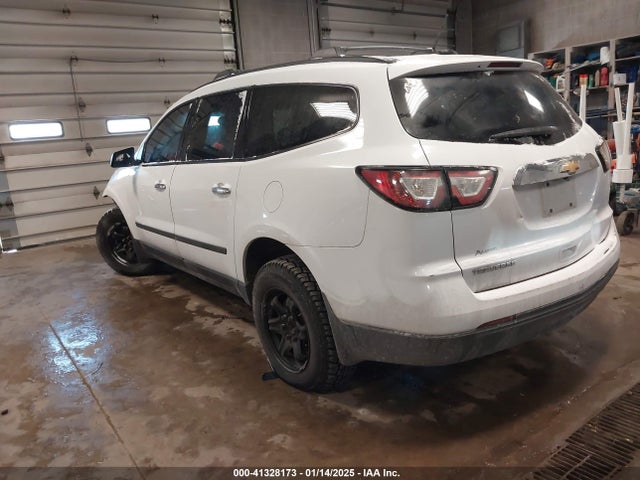 Chevrolet Traverse Ls 2017 1GNKRFKD8HJ354296 Image 3