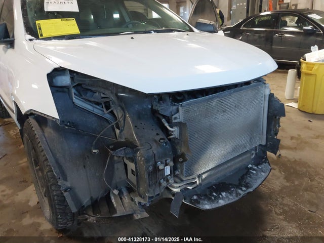 Chevrolet Traverse Ls 2017 1GNKRFKD8HJ354296 Image 6