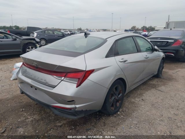 5NPLM4AG3MH040957 Hyundai ELANTRA SEL