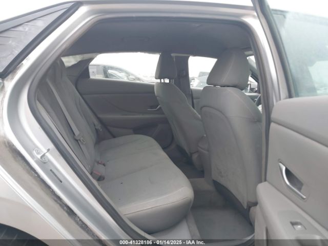 5NPLM4AG3MH040957 Hyundai ELANTRA SEL