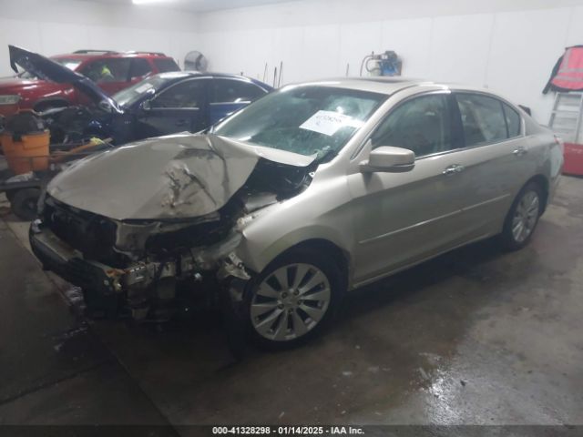 2013 HONDA ACCORD SDN 1HGCR3F88DA011721 Photo 1