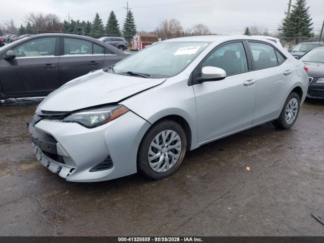 5YFBURHE3JP802177 Toyota COROLLA LE