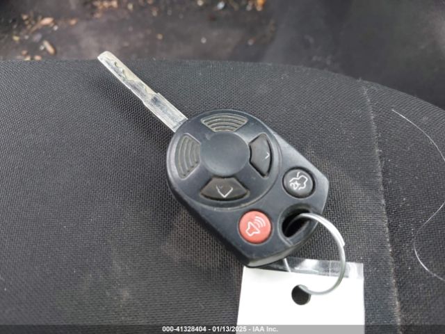 1FADP3K25FL328797 Ford FOCUS SE