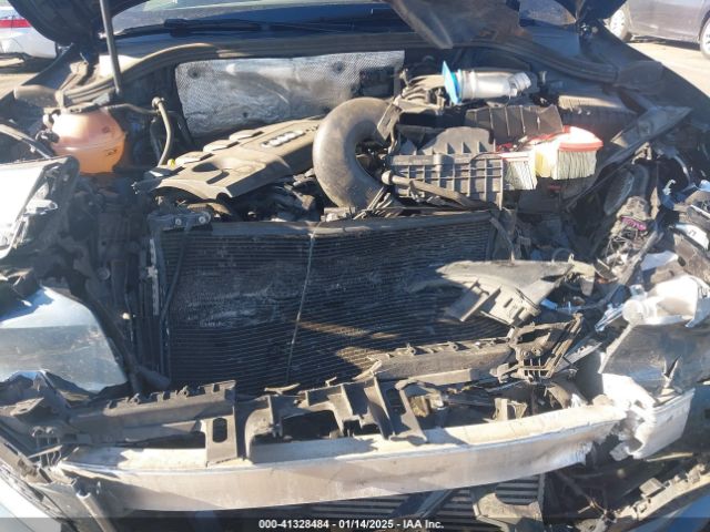 WA1ECCFS9JR025378 Audi Q3 2.0t Premium/2.0t Sport Premium