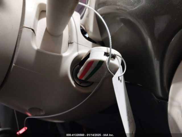 2013 FIAT 500 3C3CFFAR5DT738806 Photo 10